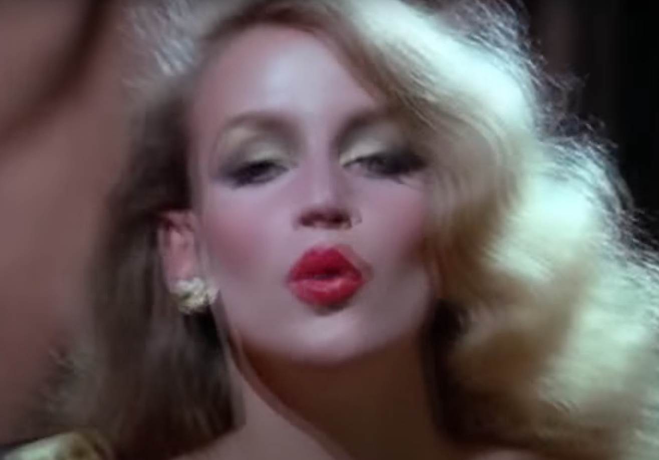 dzeri hol u spotu (1).jpg