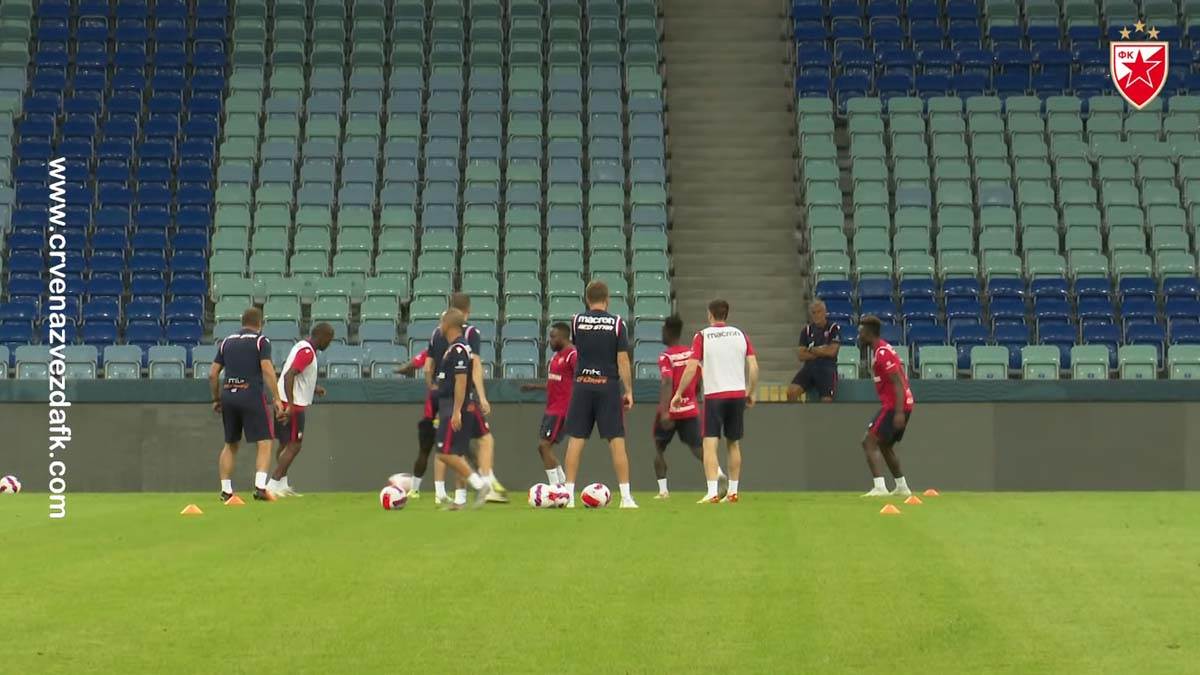 Crvena Zvezda, Trening (7).jpg