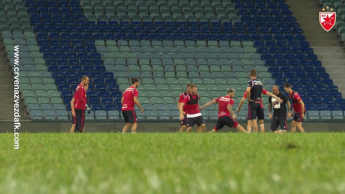 Crvena Zvezda, Trening (9).jpg