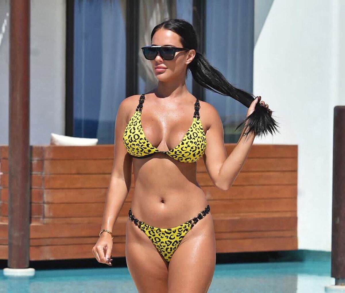 Jasmin Oukhelou (5).jpg