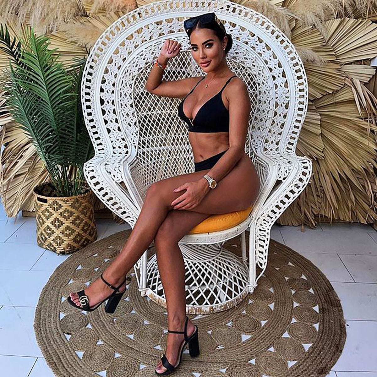 Jasmin Oukhelou insta (9).jpg