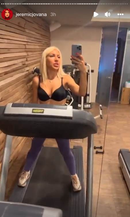 jovana jeremić2.png