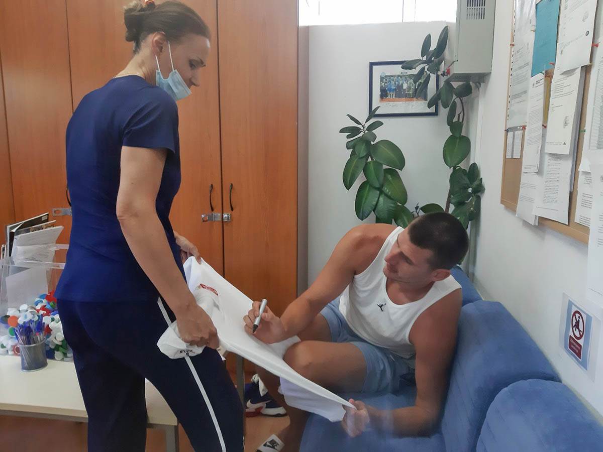 Nikola Jokic (1).jpg