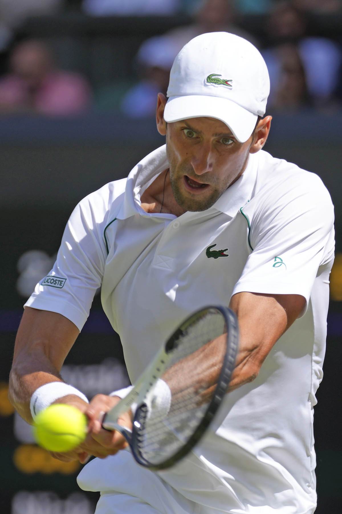 Djokovic Kirijos (1).jpg