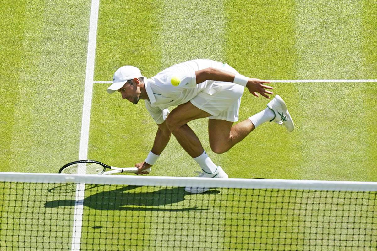 Djokovic Kirijos (3).jpg