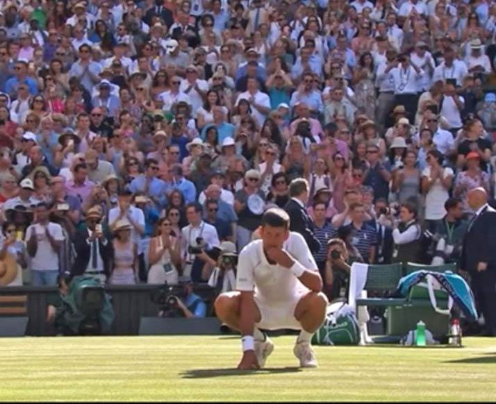 Djokovic Kirjos pozdrav na mrezi (5).jpeg
