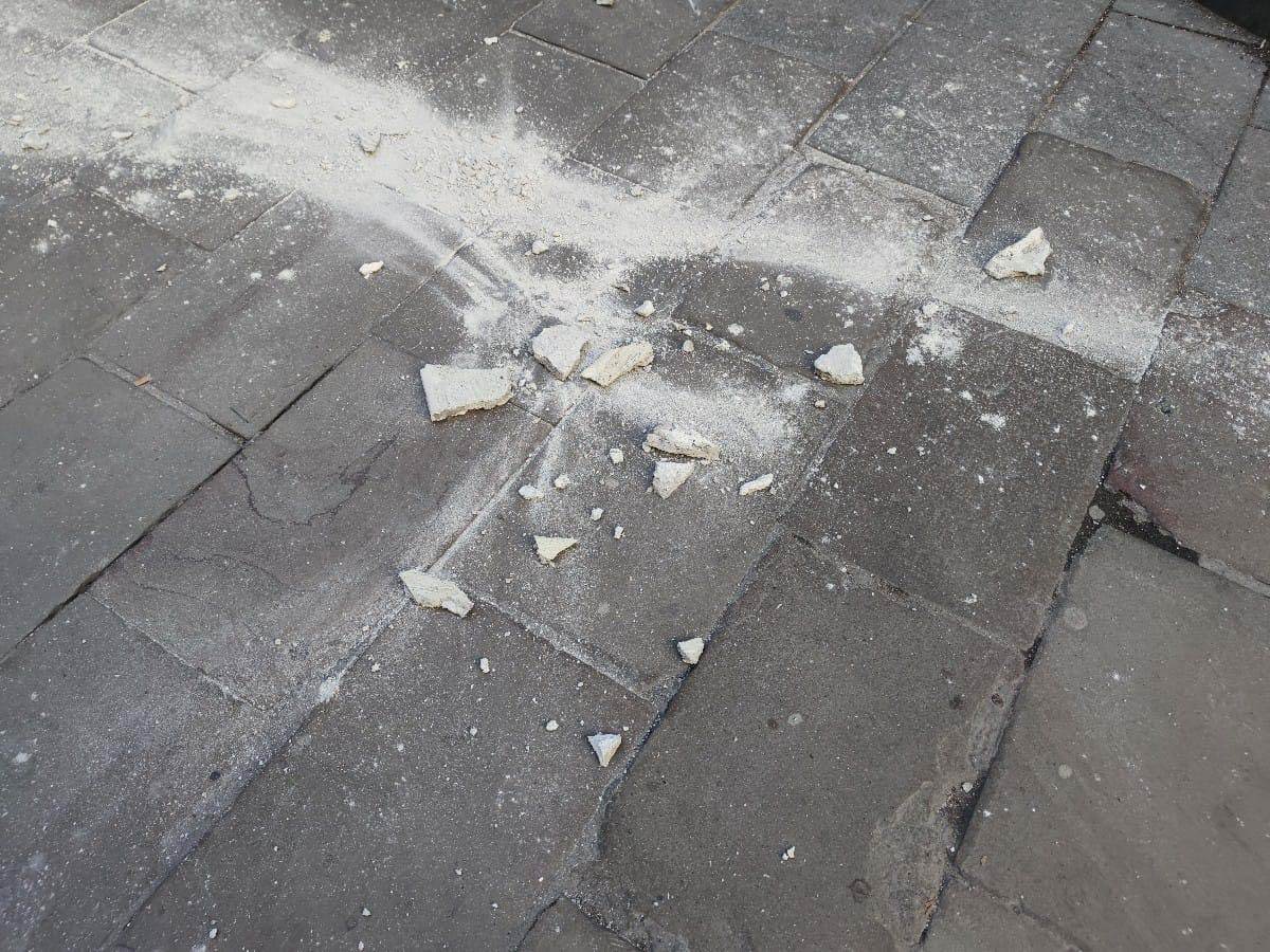 Plafon, rusenje, Bezistan (5).jpg