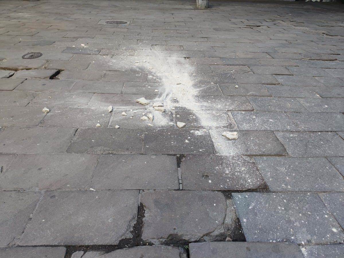 Plafon, rusenje, Bezistan (6).jpg