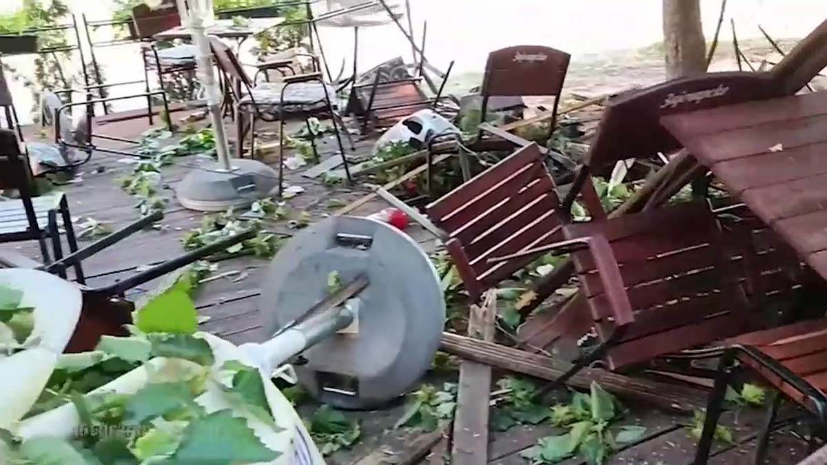 Novi Sad, kola, kafić (5).jpg