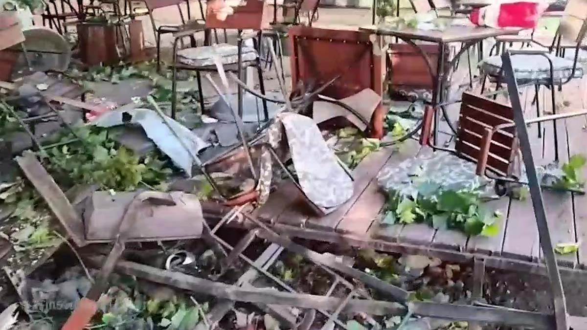 Novi Sad, kola, kafić (6).jpg