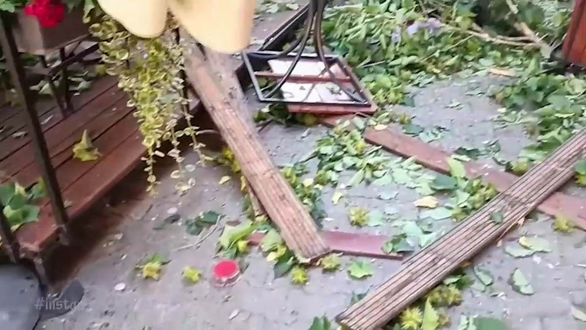 Novi Sad, kola, kafić (8).jpg