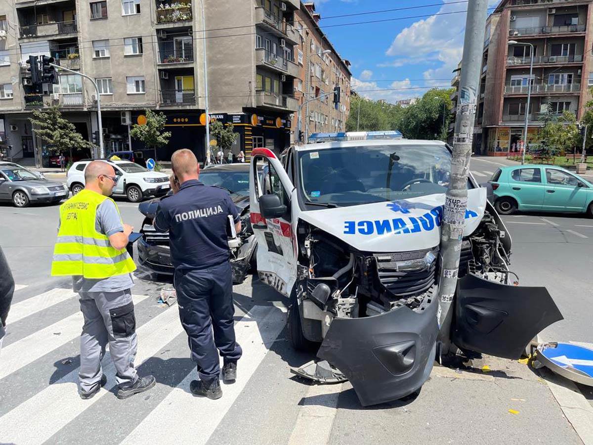 Sudar, Hitna Pomoc, volkswagen tiguan  (9).jpg