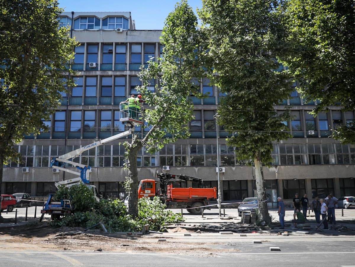 Cev centar grada nema vode  (8).jpg