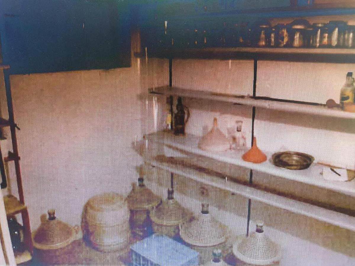 Klanica, vikendica, velja nevolja (2).jpg