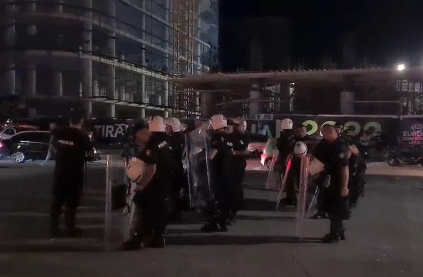 Huligani, Policija (6).jpg