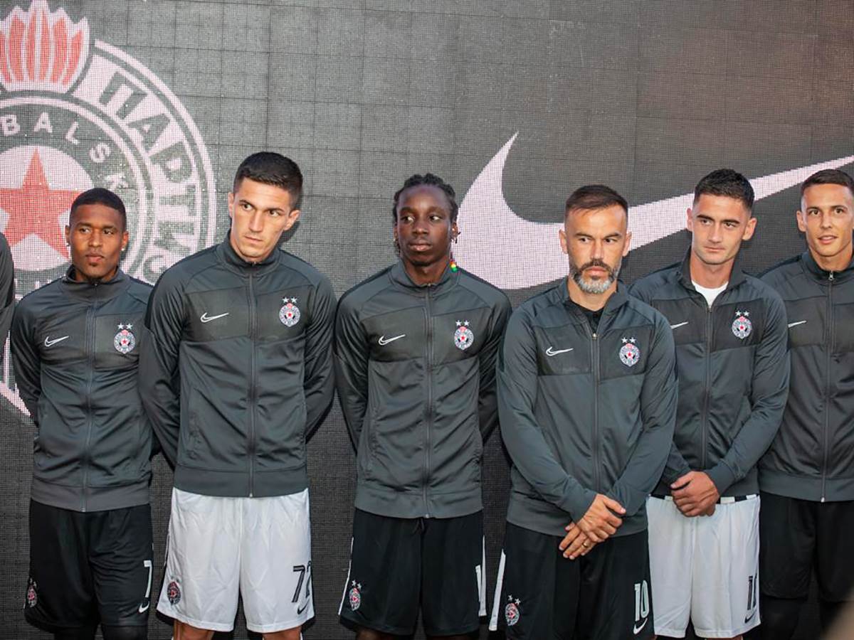 Partizan predstavljanje novi dres (7).jpeg