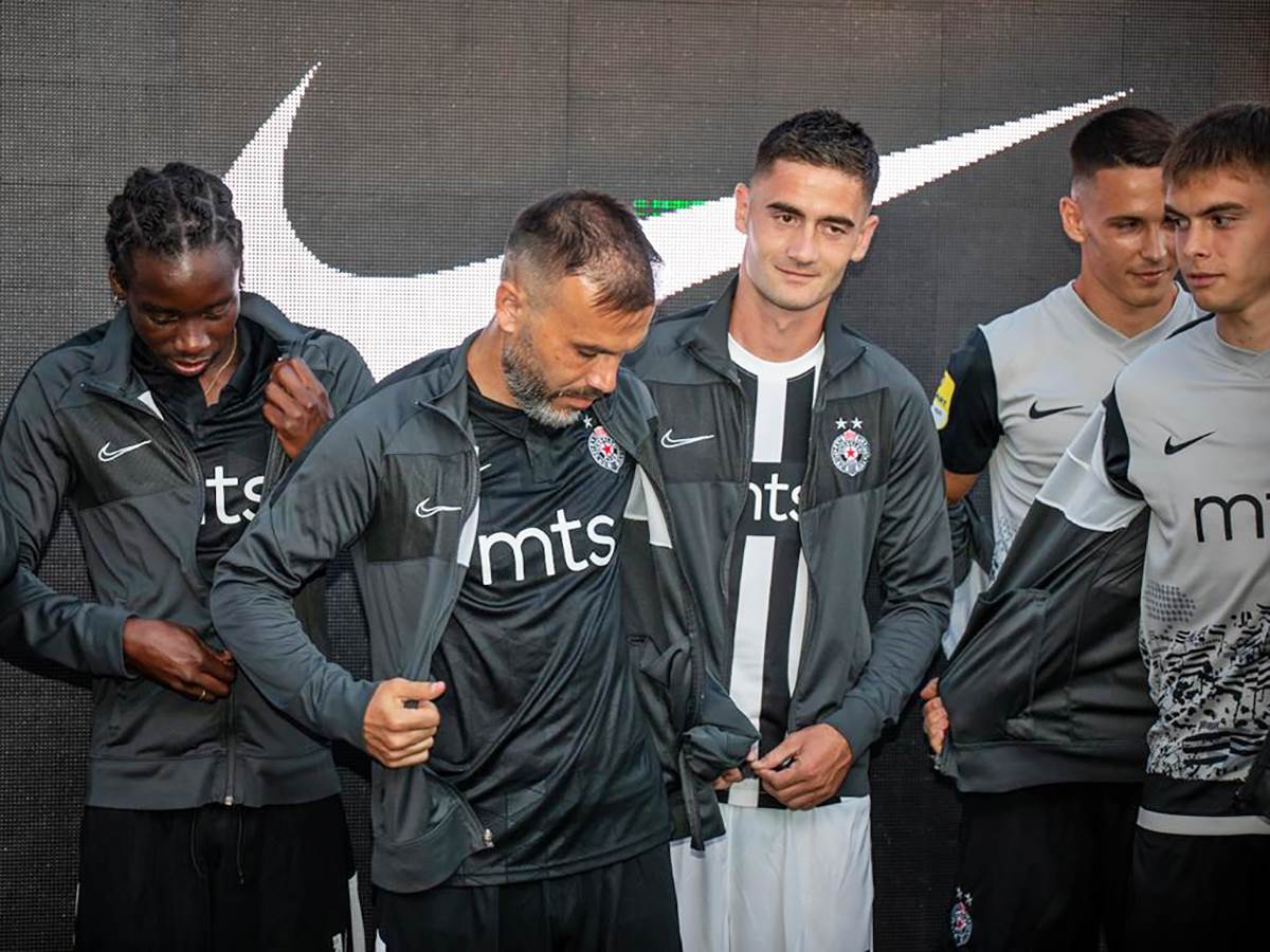 Partizan predstavljanje novi dres (9).jpeg