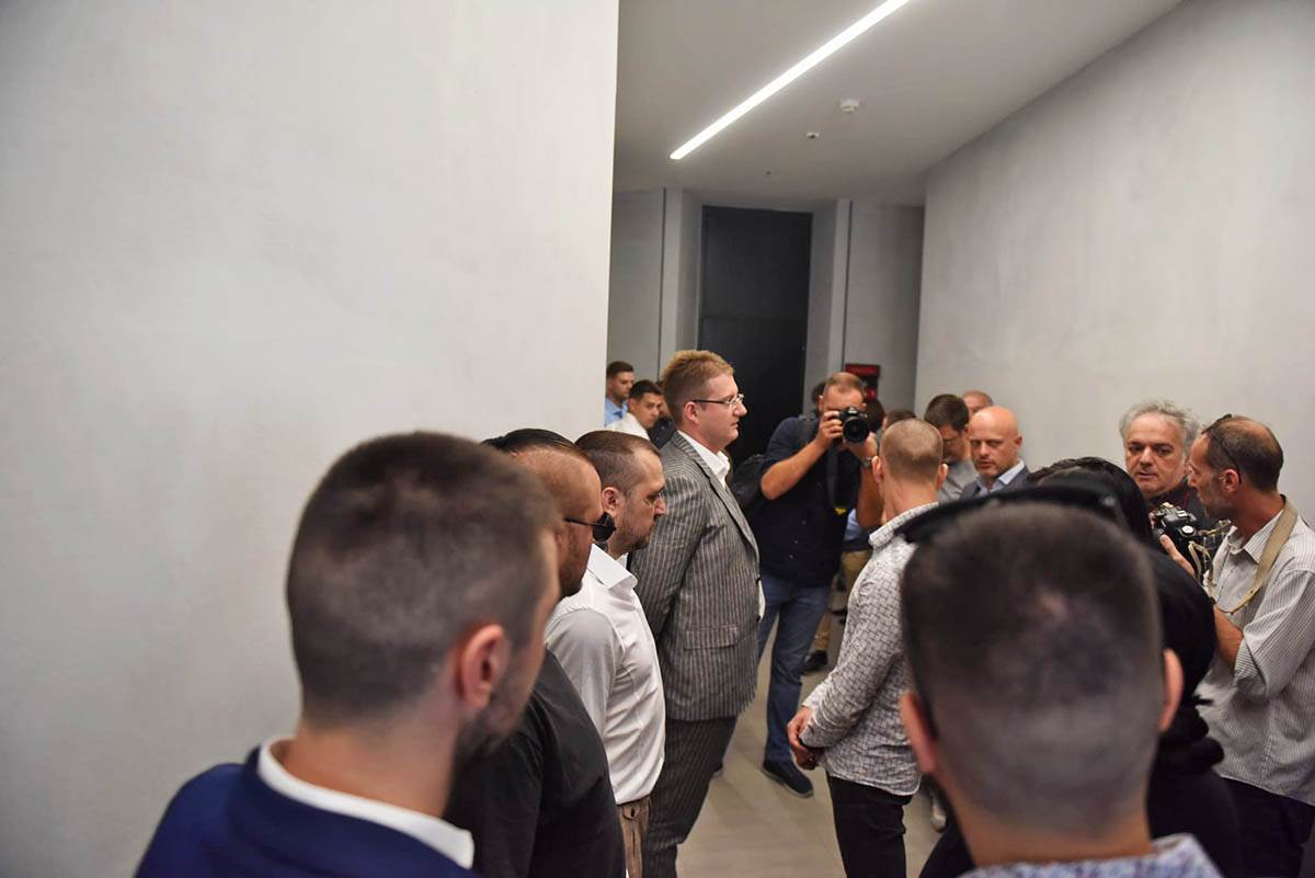 Zoranova partnerka izbačena iz sudnice