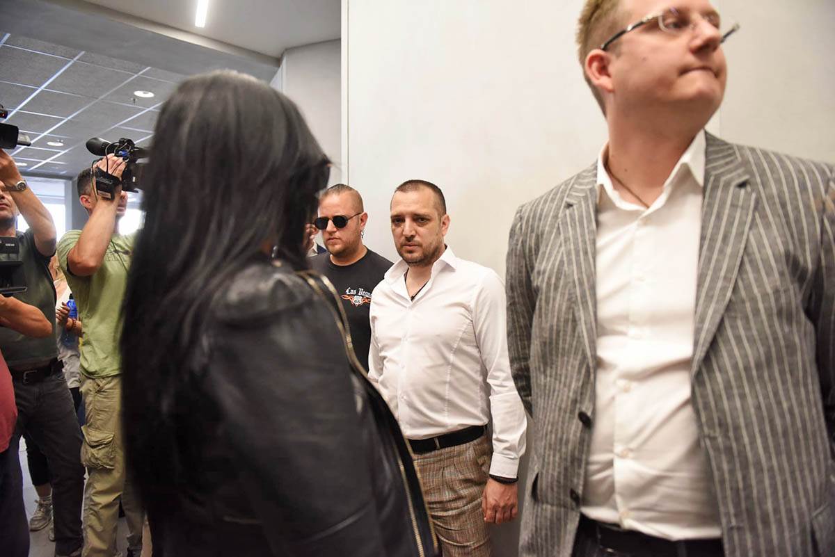 Zoranova partnerka izbačena iz sudnice