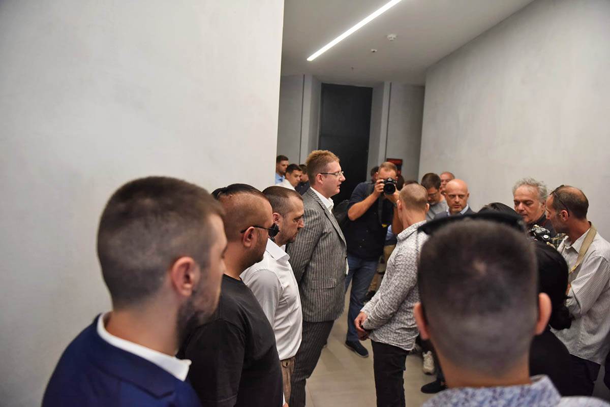 Zoranova partnerka izbačena iz sudnice