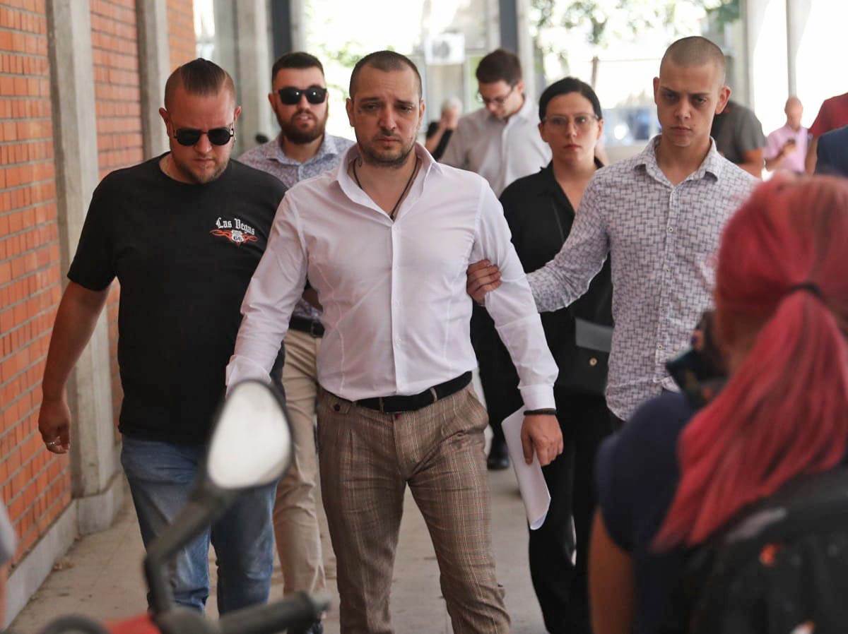 Zoran Marjanović otišao u kafić