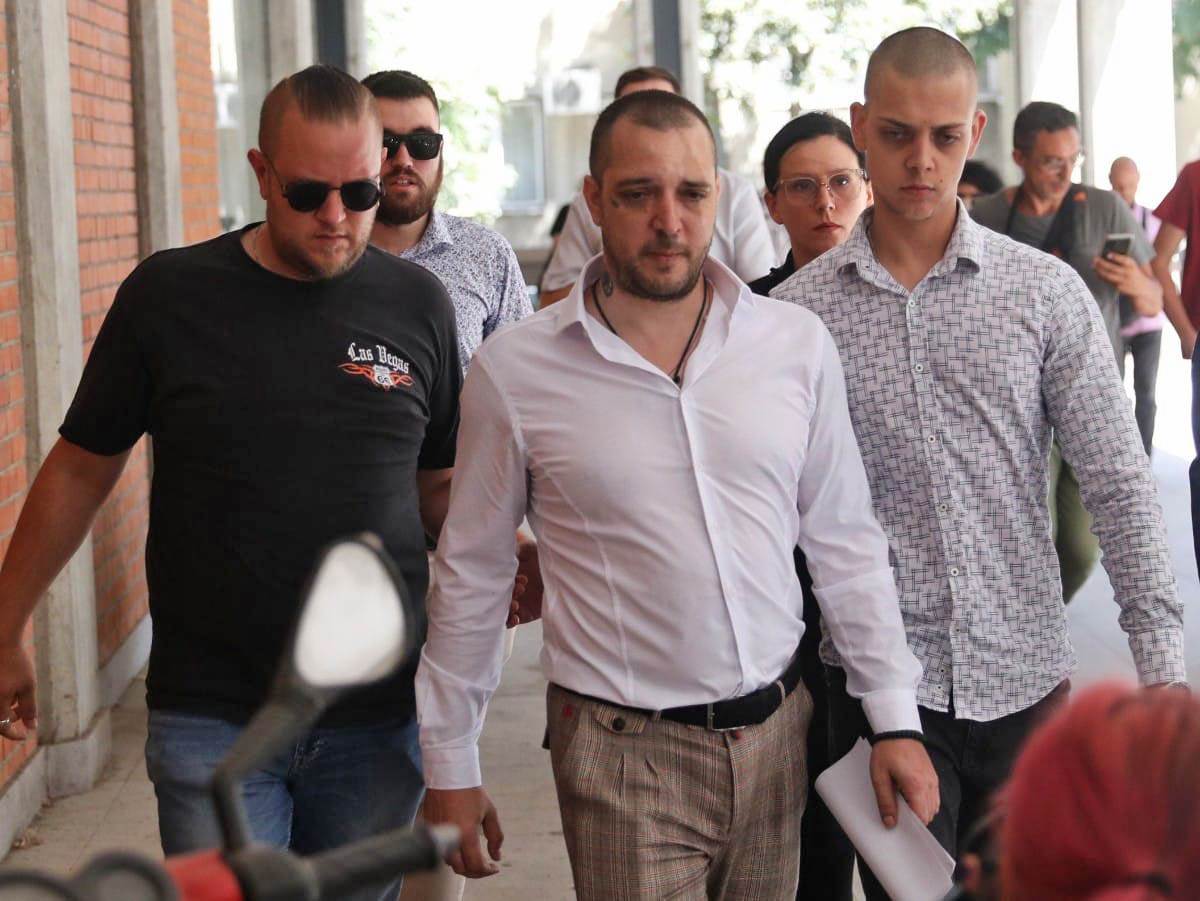 Zoran Marjanović otišao u kafić