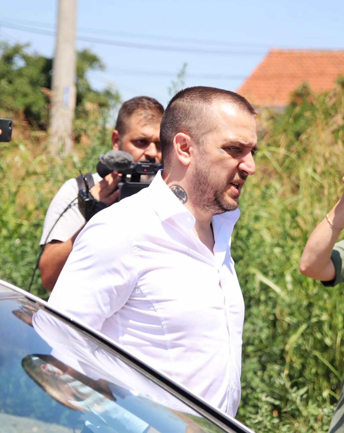 Zoran Marjanovic ispred kuce u Borci (16).jpeg