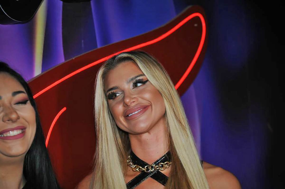 Ivana Nikolić o solo karijeri i Zdravku Čoliću