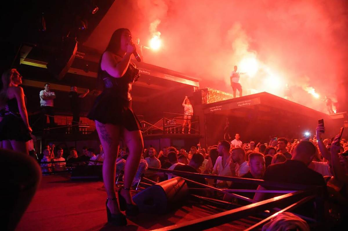 Ivana Nikolić o solo karijeri i Zdravku Čoliću