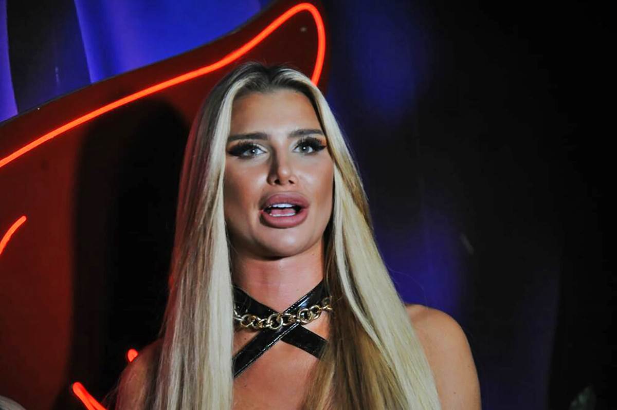 Ivana Nikolić o solo karijeri i Zdravku Čoliću