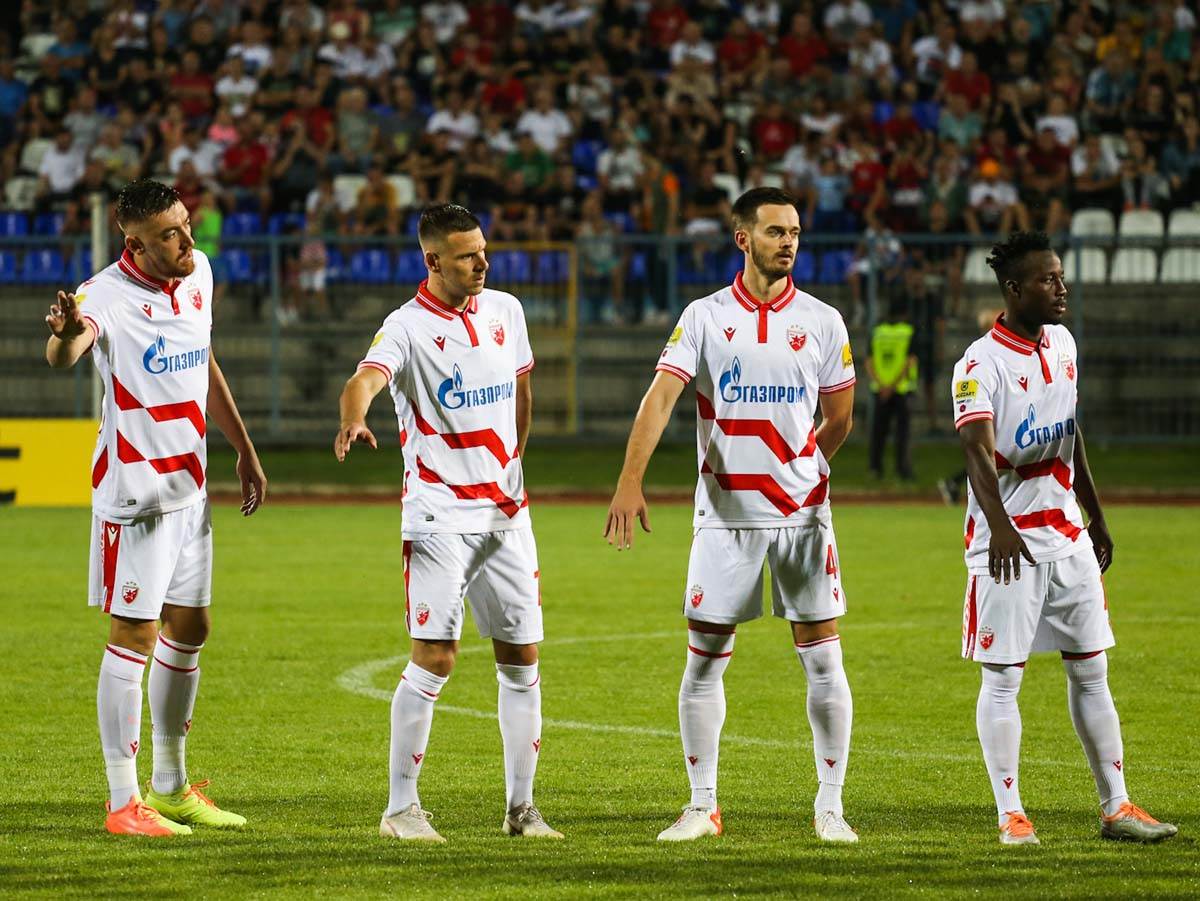 Crvena Zvezda - Mladost Lučani (4).jpg