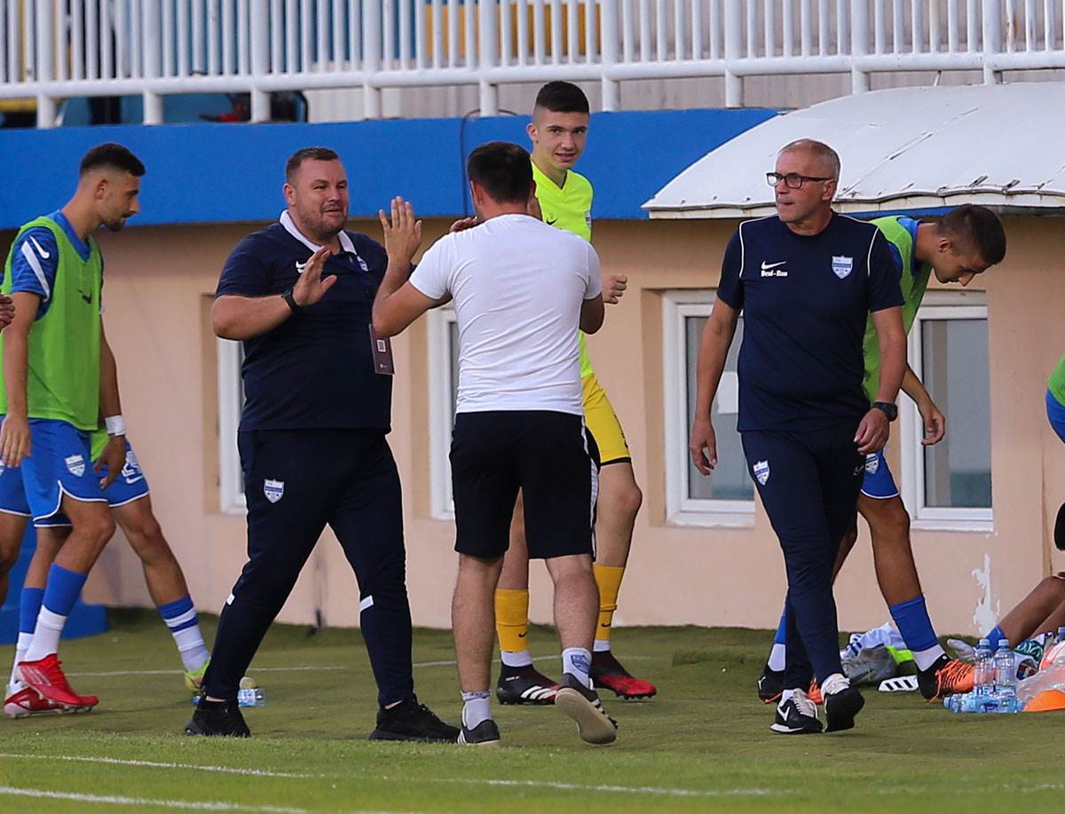 Novi Pazar pobedio Partizan sa trenerom Vladimirom Gaćinovićem