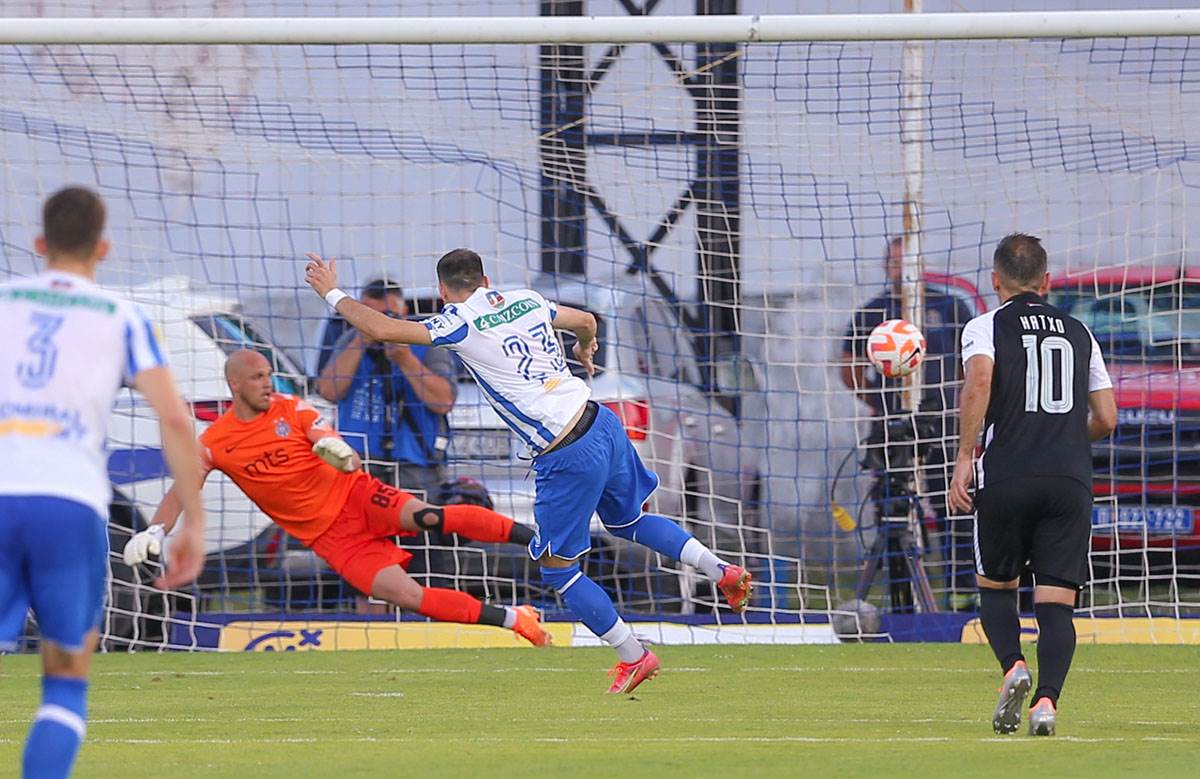 Novi Pazar pobedio Partizan sa trenerom Vladimirom Gaćinovićem