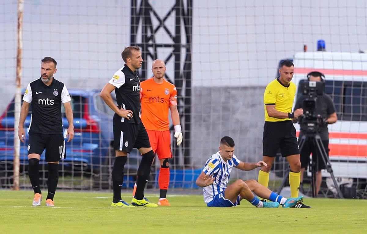 Novi Pazar pobedio Partizan sa trenerom Vladimirom Gaćinovićem