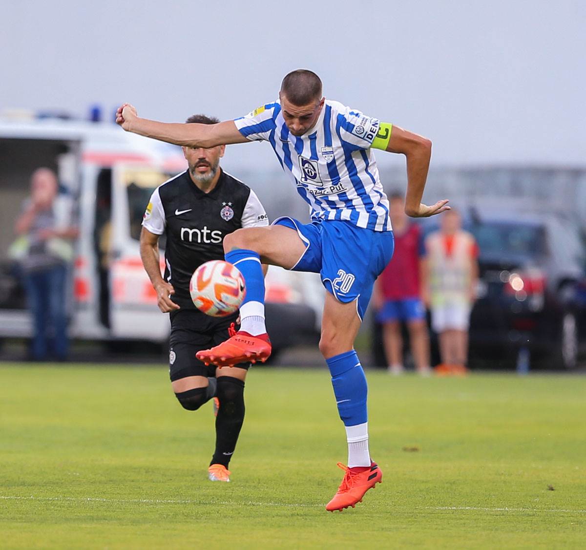 Novi Pazar pobedio Partizan sa trenerom Vladimirom Gaćinovićem