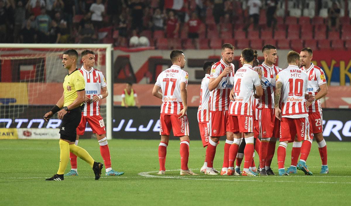 Crvena zvezda, Radnik (12).jpg