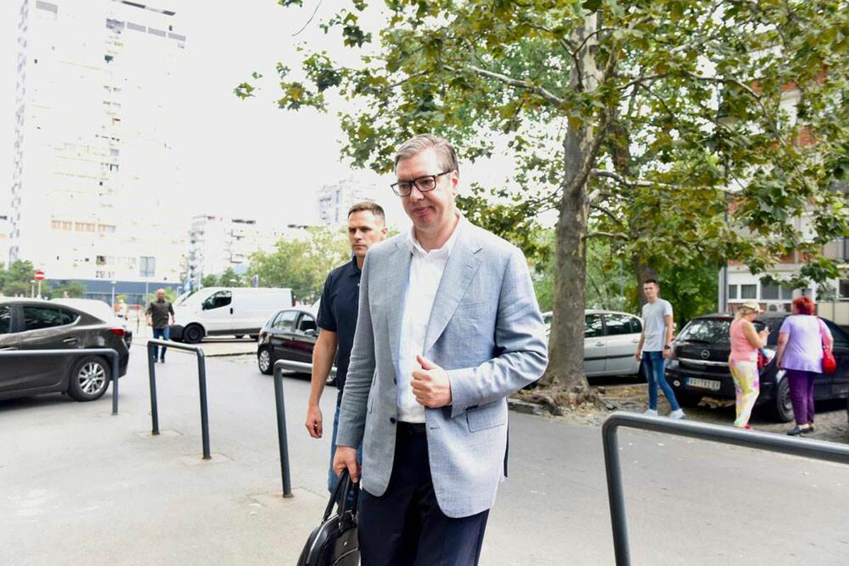 Predsednistvo SNS (10).jpg