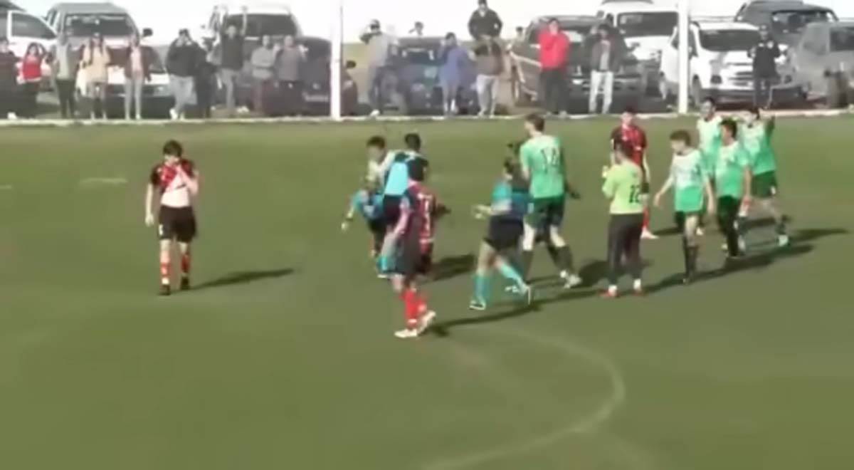 haos na terenu napad na sudiju  (6).jpg