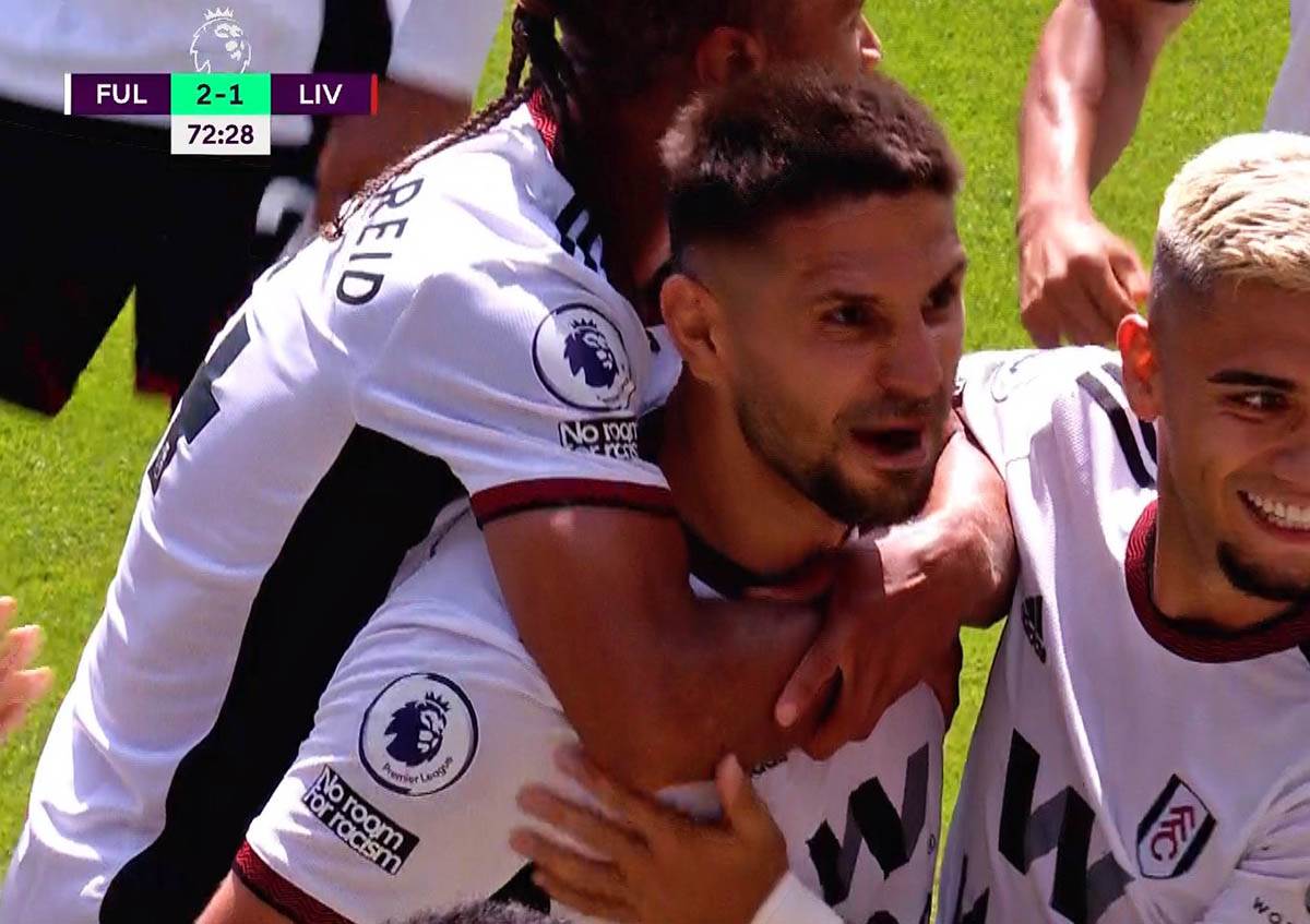 Mitrovic Liverpu gol penal (2).jpg