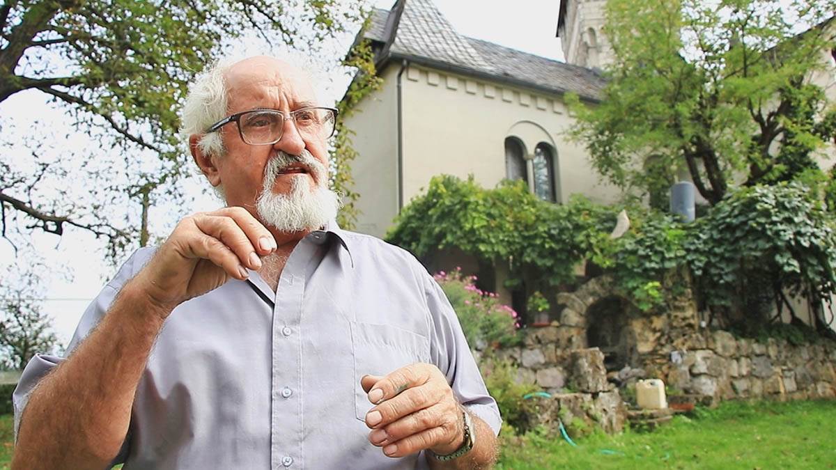 Dvorac reka Rzav (2).jpg