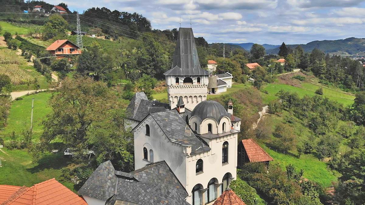 Dvorac reka Rzav (5).jpg