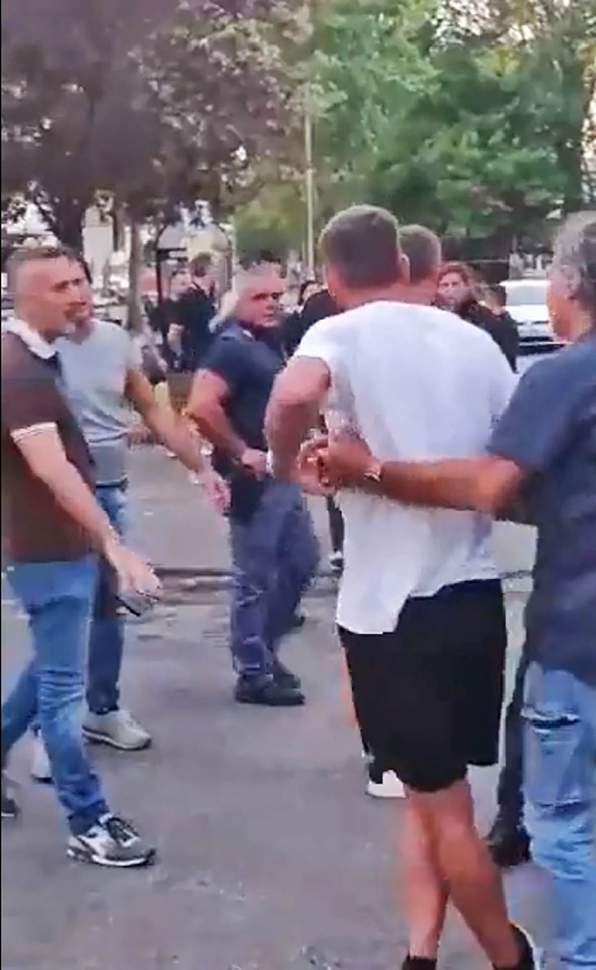 Italija incident na ulici (5).jpg