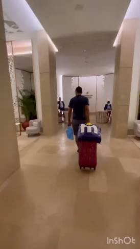 Kristijano ronaldo, hotel (2).png