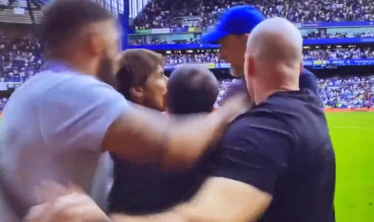 Konte Tuhel konflikt na kraju meca (3).jpg