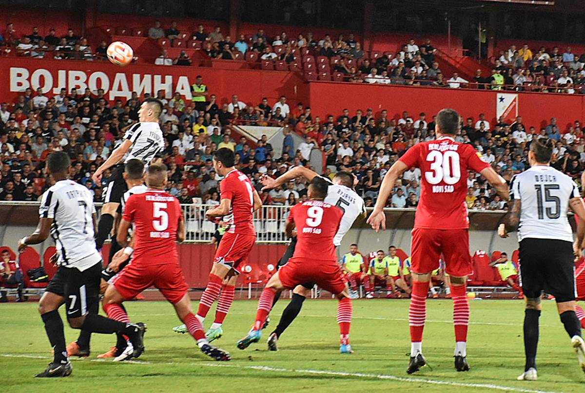 Mladost GAT Partizan (3).jpg