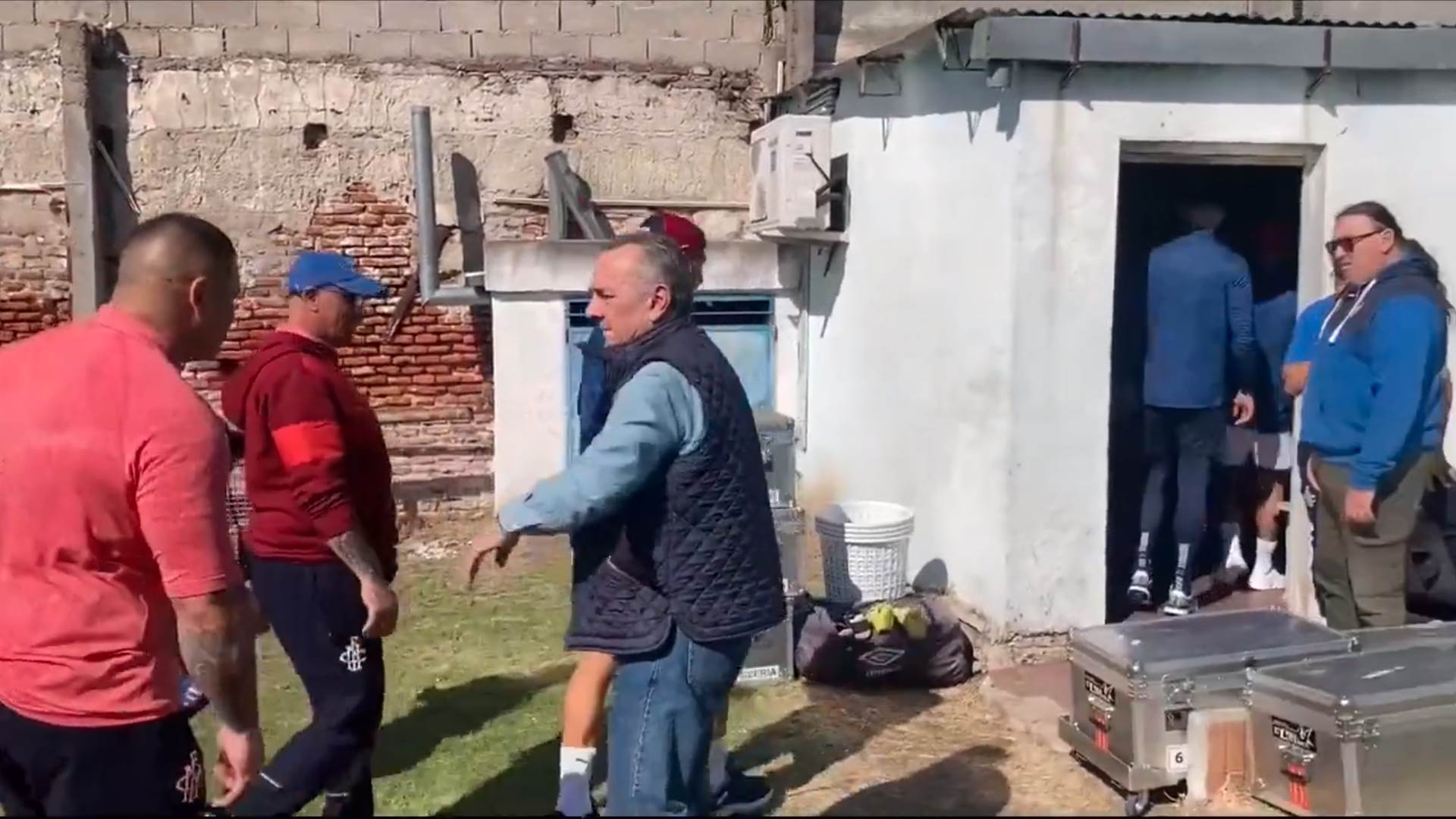 Screenshot from 2022-08-15 12-58-41.png