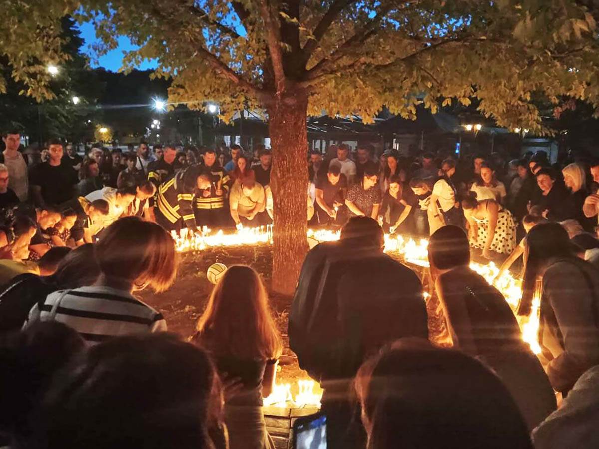 Cetinje odavanje pocasti nastradalima (2).jpg