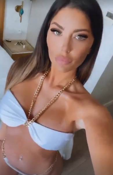 Ana Radulović u providnoj haljini