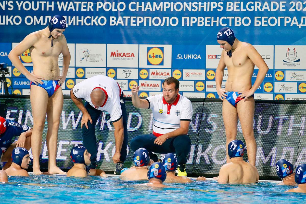 Srbija Madjarska vaterpolo-5.jpg