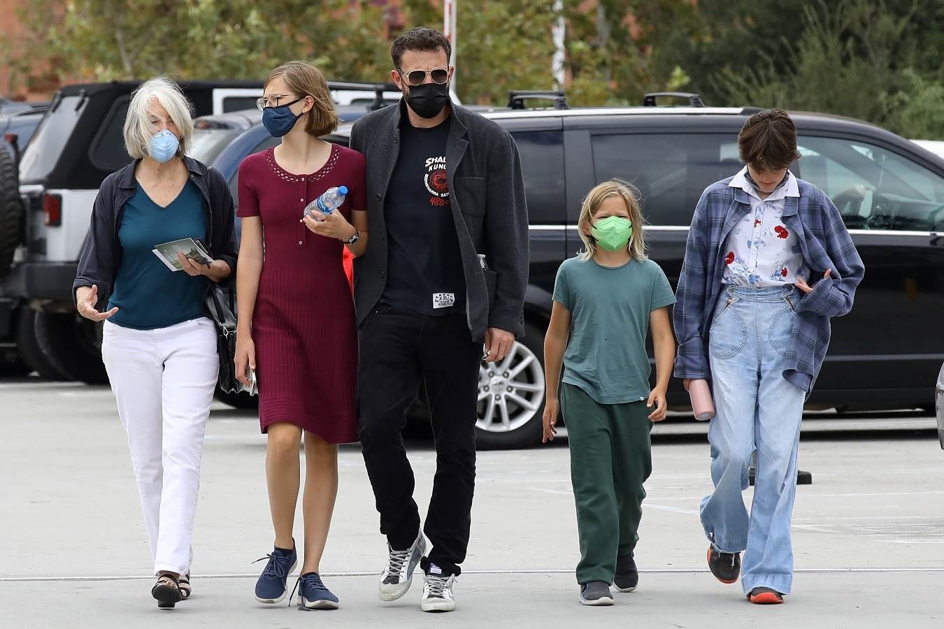 ben aflek s majkom i decom.jpg